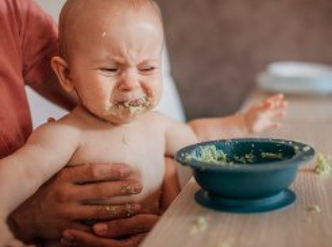 Советы педиатра: что делать, когда ребенок не хочет есть?