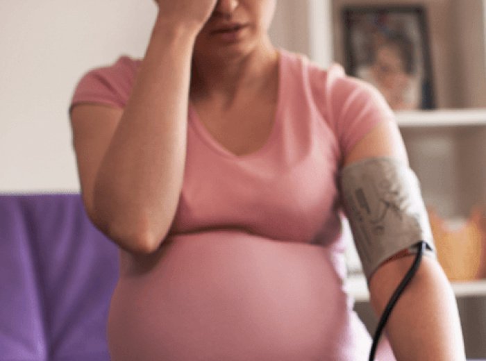 Высокое давление во время беременности: причины и последствия